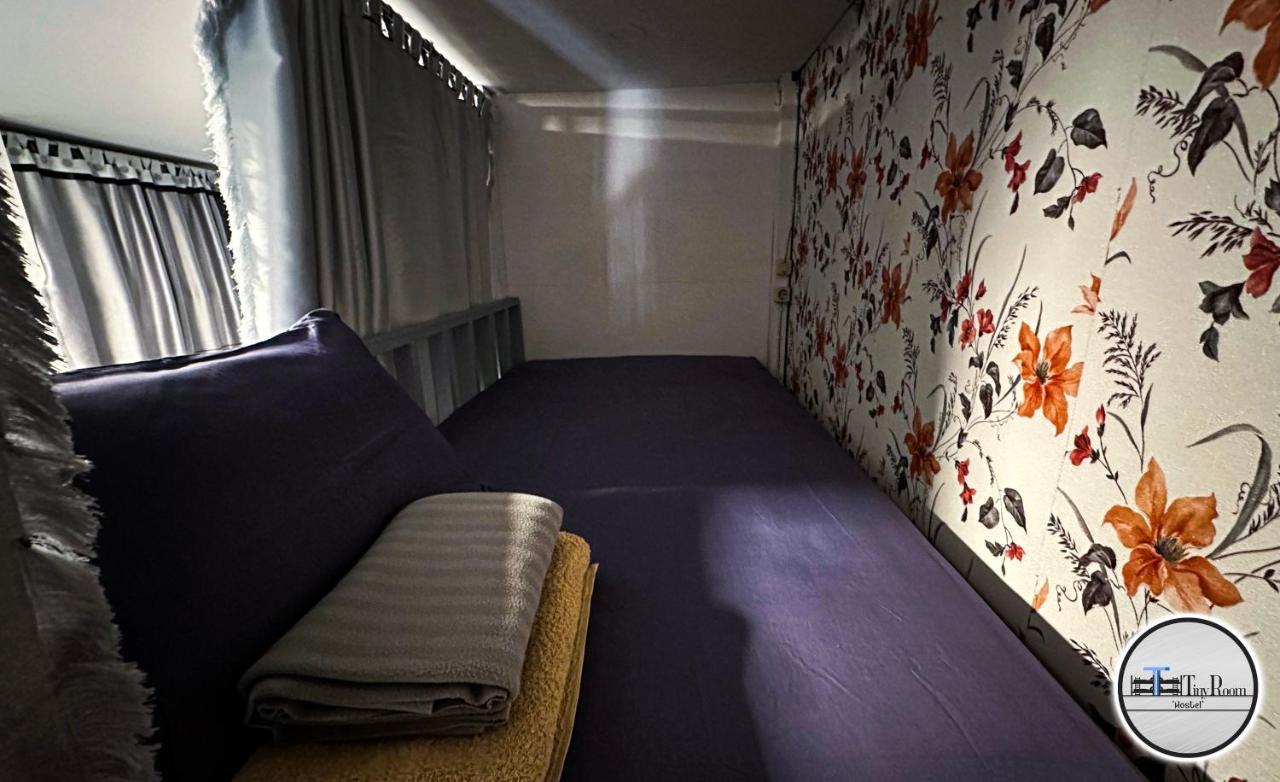 Tiny Room Hostel Toyapakeh Ngoại thất bức ảnh